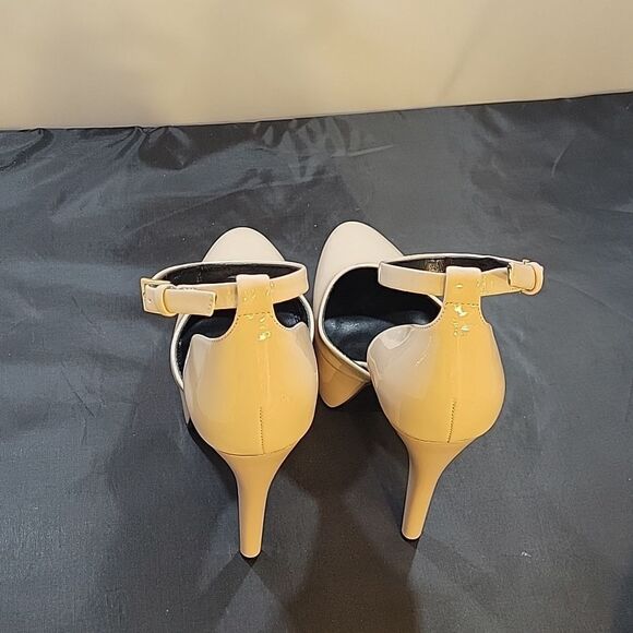 GUESS RACHAL PATENT ANKLE STRAP D'ORSAY PLATFORM PUMPS DILLARD'S - Picture 8 of 16